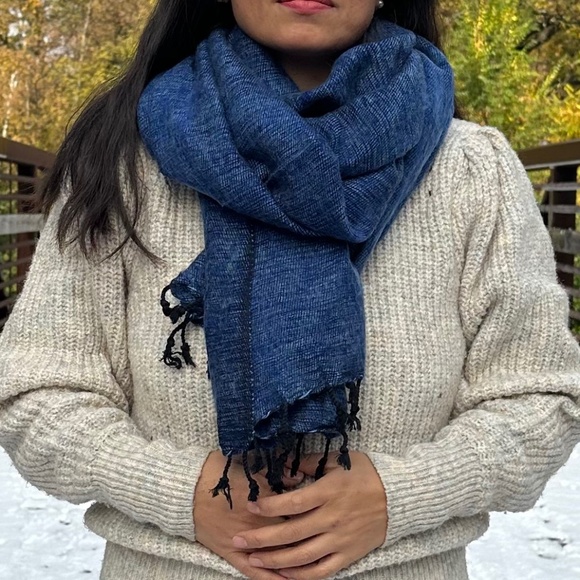 Himalayan yak wool shawl/wrap/scarf/blanket handmade in Nepal. Warm Soft… - Picture 6 of 6